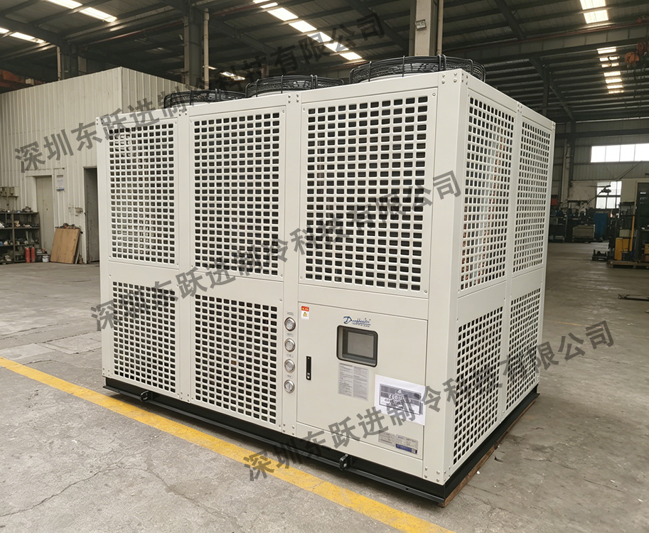 風冷螺桿式冷水機 風冷螺桿式冷水機