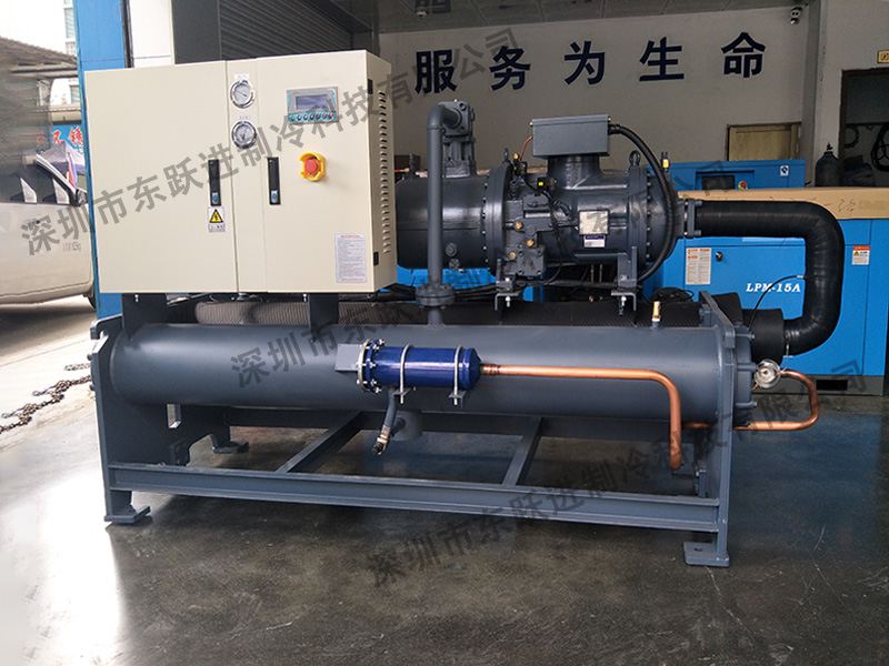 水冷螺桿式冷水機組 水冷螺桿式冷水機組